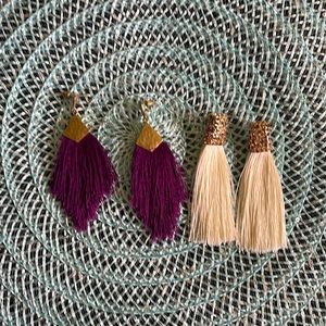 Silk Feathers 🪶 Golden metal on top oh each earrings 🥰